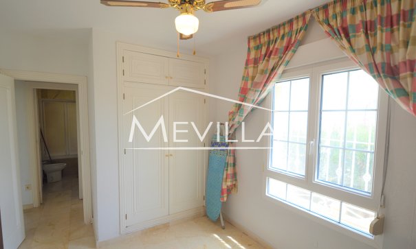 Salg (Resales) - Villa - Orihuela Costa - Villamartin