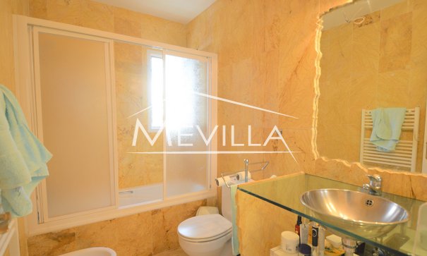 Salg (Resales) - Villa - Orihuela Costa - Villamartin