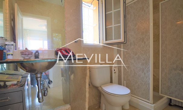 Salg (Resales) - Villa - Orihuela Costa - Villamartin