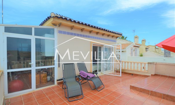 Salg (Resales) - Villa - Orihuela Costa - Villamartin