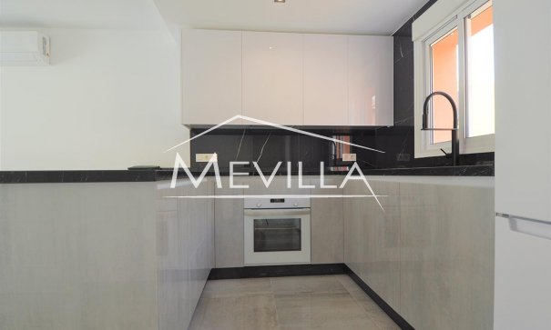 Resales - Villa - Orihuela Costa - La Zenia
