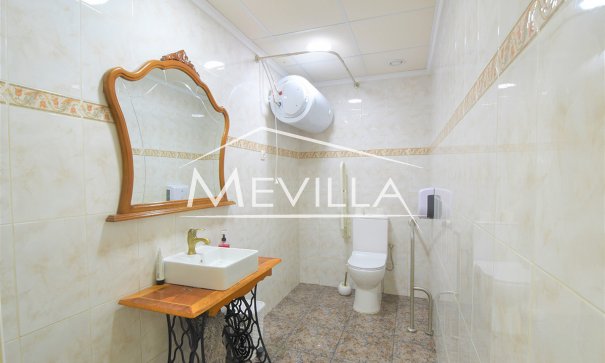 Resales - commercial - Torrevieja