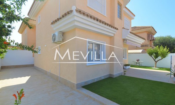 Resales - Villa - Torrevieja - Los Altos