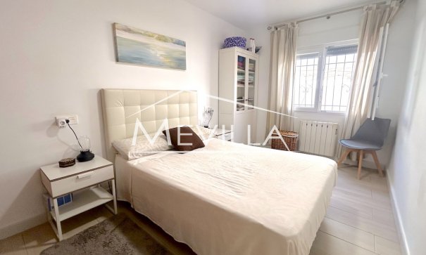 Reventas - Chalet / Villa - Orihuela Costa - La Zenia