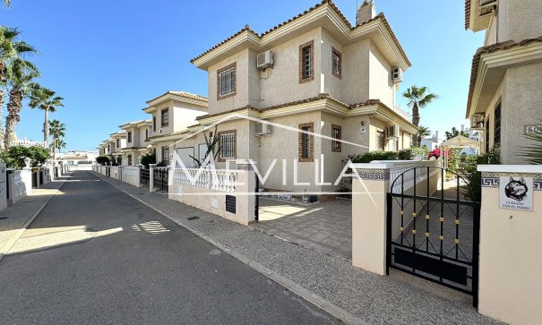 Reventas - Chalet / Villa - Orihuela Costa - Villamartin