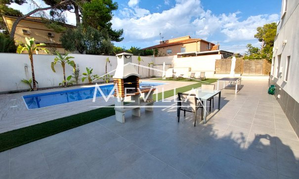 Resales - Villa - Torrevieja - Los Balcones