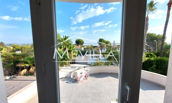 Salg (Resales) - Villa - Torrevieja - Los Balcones