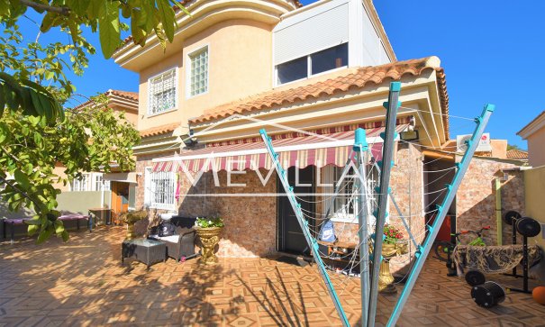 Salg (Resales) - Villa - Torrevieja - Los Altos