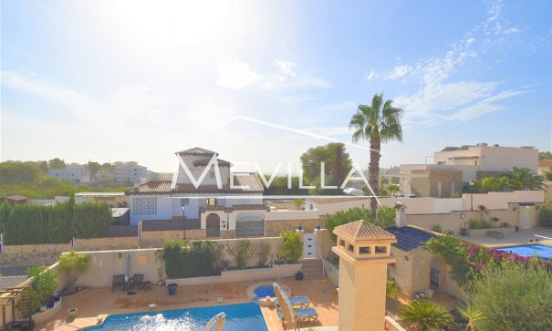 Salg (Resales) - Villa - Orihuela Costa - Villamartin