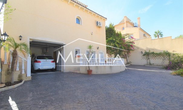 Resales - Villa - Orihuela Costa - Villamartin