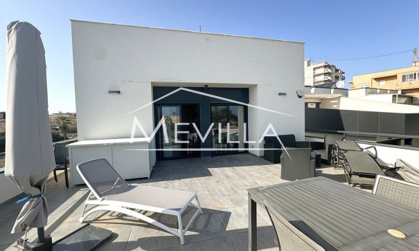 Resales - Villa - Torrevieja