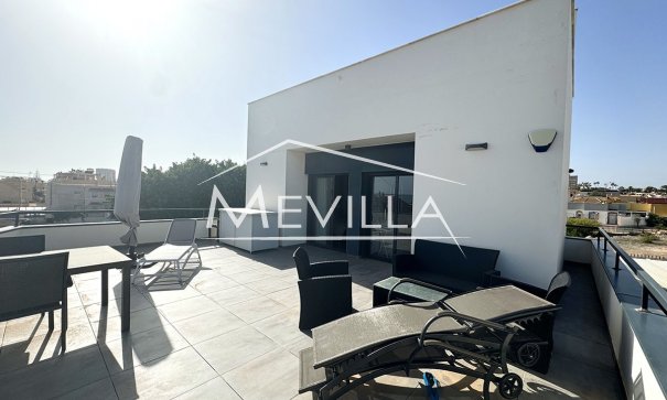 Resales - Villa - Torrevieja