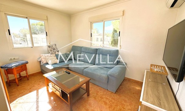 Reventas - Chalet / Villa - San Miguel de Salinas