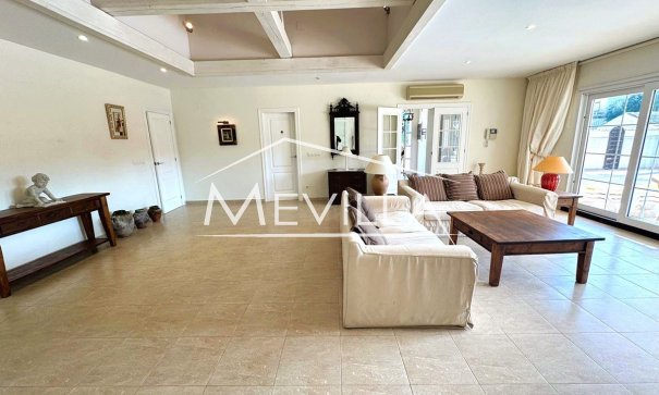 Reventas - Chalet / Villa - Orihuela Costa - Playa Flamenca