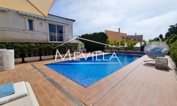 Resales - Villa - Torrevieja