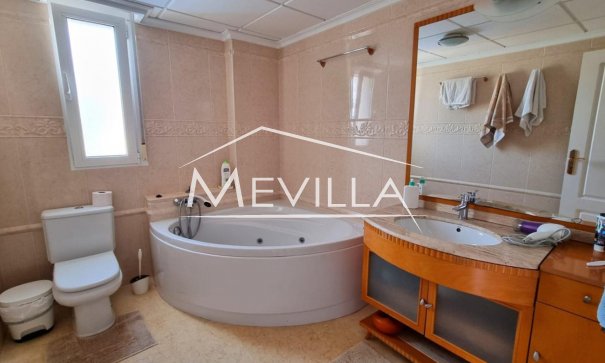 Resales - Villa - Torrevieja