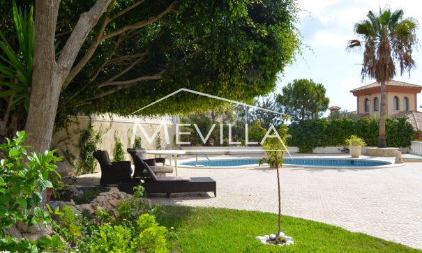 Resales - Villa - Orihuela Costa - Campoamor