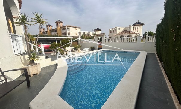 Salg (Resales) - Villa - Orihuela Costa - Cabo Roig