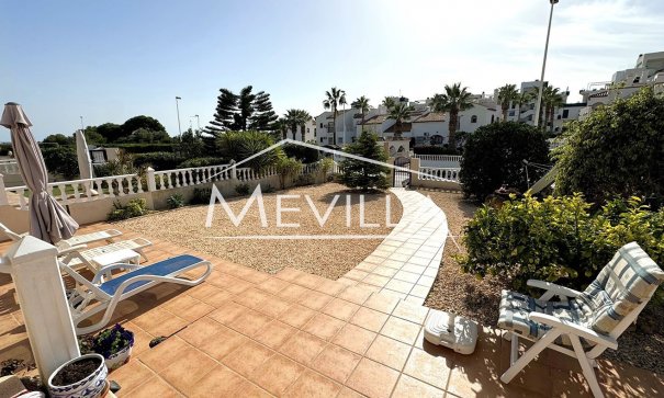 Resales - Villa - Orihuela Costa - Villamartin