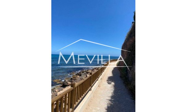 Reventas - Chalet / Villa - Orihuela Costa - Cabo Roig