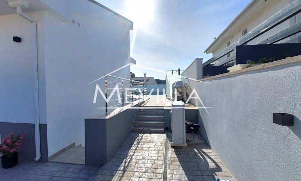 Reventas - Chalet / Villa - Orihuela Costa - Campoamor