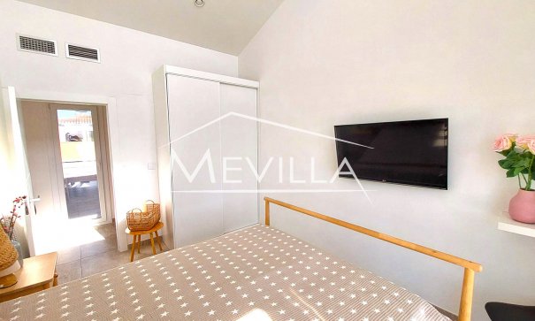 Reventas - Chalet / Villa - Orihuela Costa - Campoamor