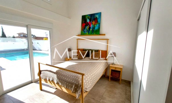 Reventas - Chalet / Villa - Orihuela Costa - Campoamor