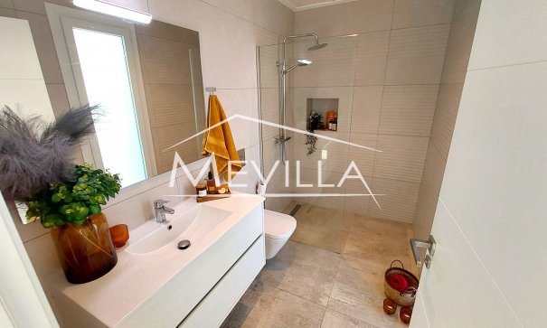 Reventas - Chalet / Villa - Orihuela Costa - Campoamor