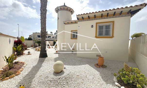 Resales - Villa - Orihuela Costa - Lomas de Cabo Roig