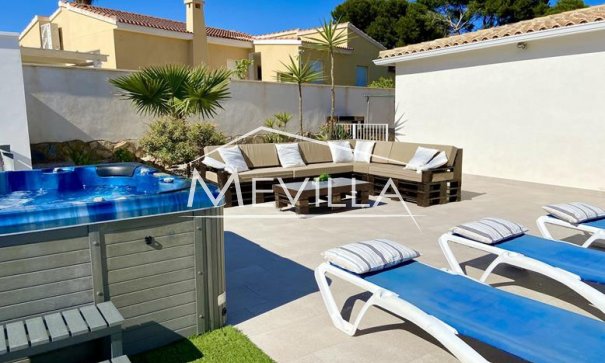 Resales - Villa - Orihuela Costa - La Zenia