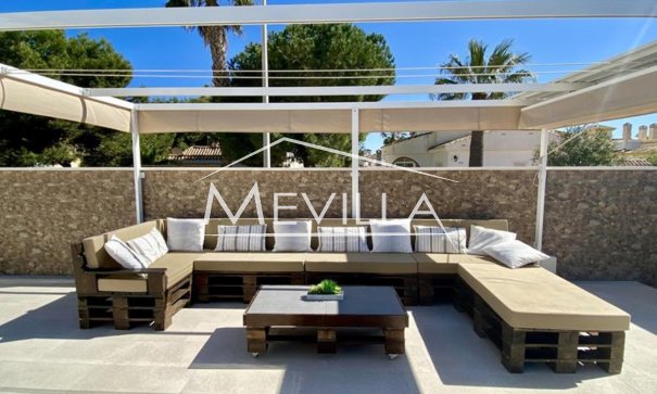 Resales - Villa - Orihuela Costa - La Zenia