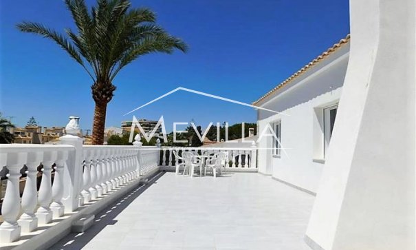 Resales - Villa - Orihuela Costa - La Zenia