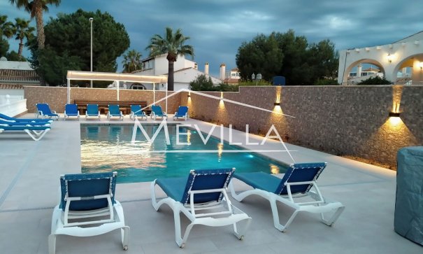 Resales - Villa - Orihuela Costa - La Zenia