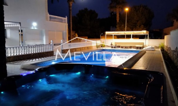 Resales - Villa - Orihuela Costa - La Zenia