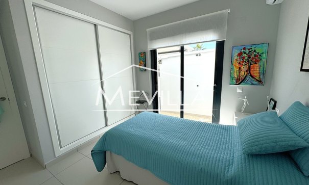 Salg (Resales) - Villa - Orihuela Costa - Lomas de Cabo Roig