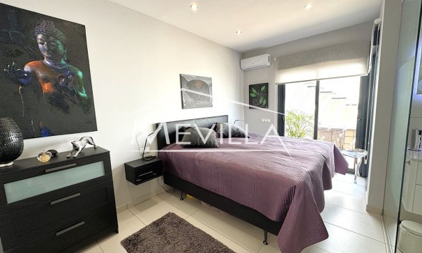 Salg (Resales) - Villa - Orihuela Costa - Lomas de Cabo Roig