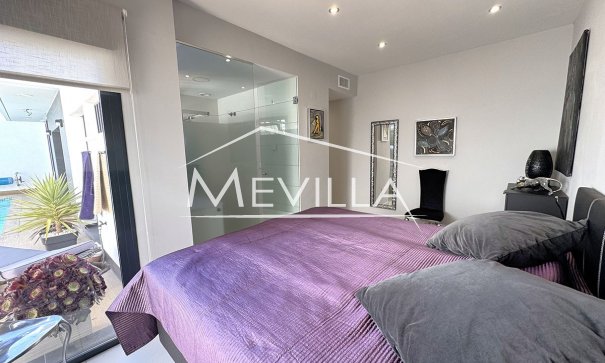Salg (Resales) - Villa - Orihuela Costa - Lomas de Cabo Roig