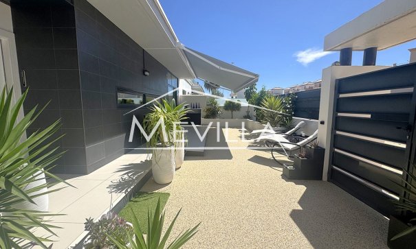 Salg (Resales) - Villa - Orihuela Costa - Lomas de Cabo Roig