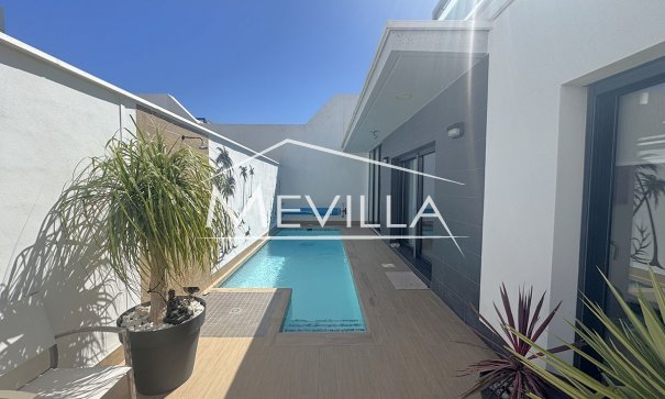 Salg (Resales) - Villa - Orihuela Costa - Lomas de Cabo Roig