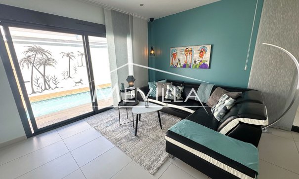 Salg (Resales) - Villa - Orihuela Costa - Lomas de Cabo Roig
