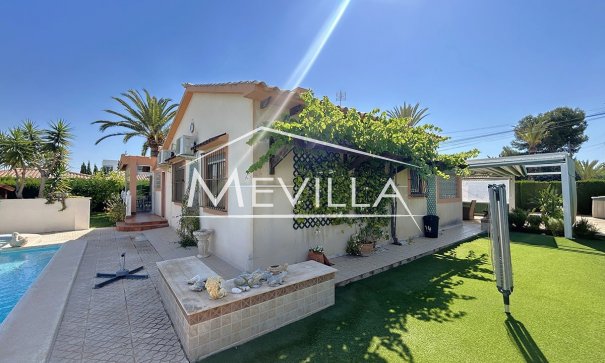 Verkäufe - Villa - Orihuela Costa - Cabo Roig