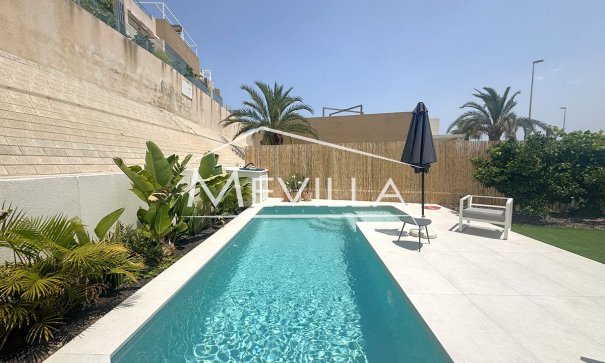Verkäufe - Villa - Orihuela Costa - La Zenia