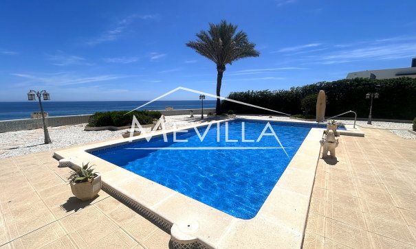 Frontlinjen - Villa - Orihuela Costa - Cabo Roig