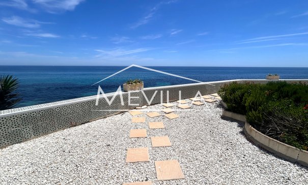 Frontlinjen - Villa - Orihuela Costa - Cabo Roig
