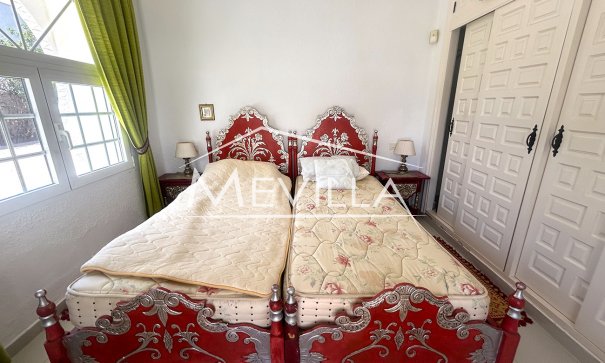 Frontlinjen - Villa - Orihuela Costa - Cabo Roig