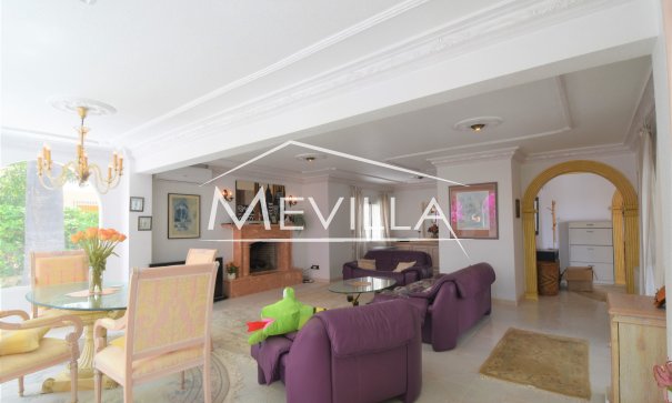 Resales - Villa - Orihuela Costa - La Zenia