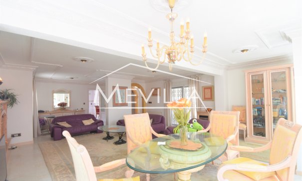 Resales - Villa - Orihuela Costa - La Zenia