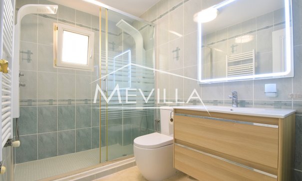 Reventas - Chalet / Villa - Orihuela Costa - Playa Flamenca