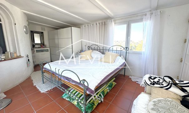 Reventas - Chalet / Villa - Orihuela Costa - La Zenia
