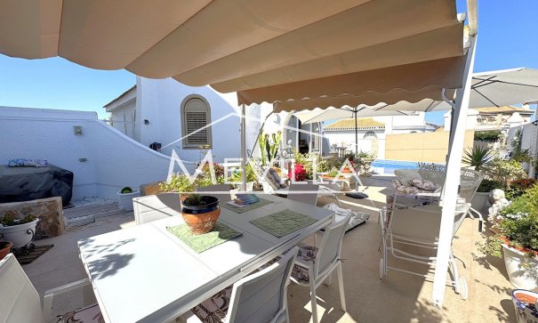 Reventas - Chalet / Villa - Orihuela Costa - La Zenia